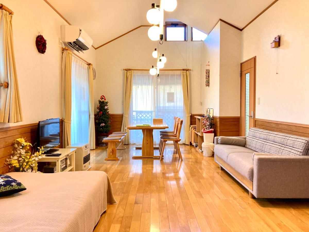 Villa Relax Fujikawaguchiko Exterior photo