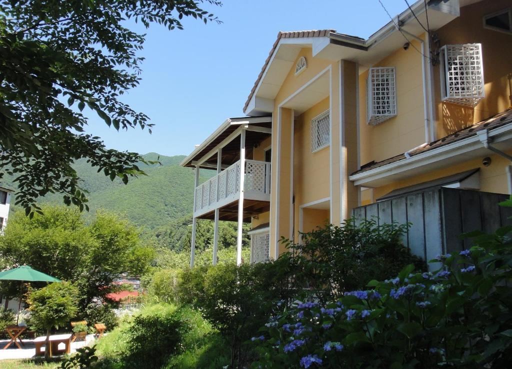 Villa Relax Fujikawaguchiko Exterior photo