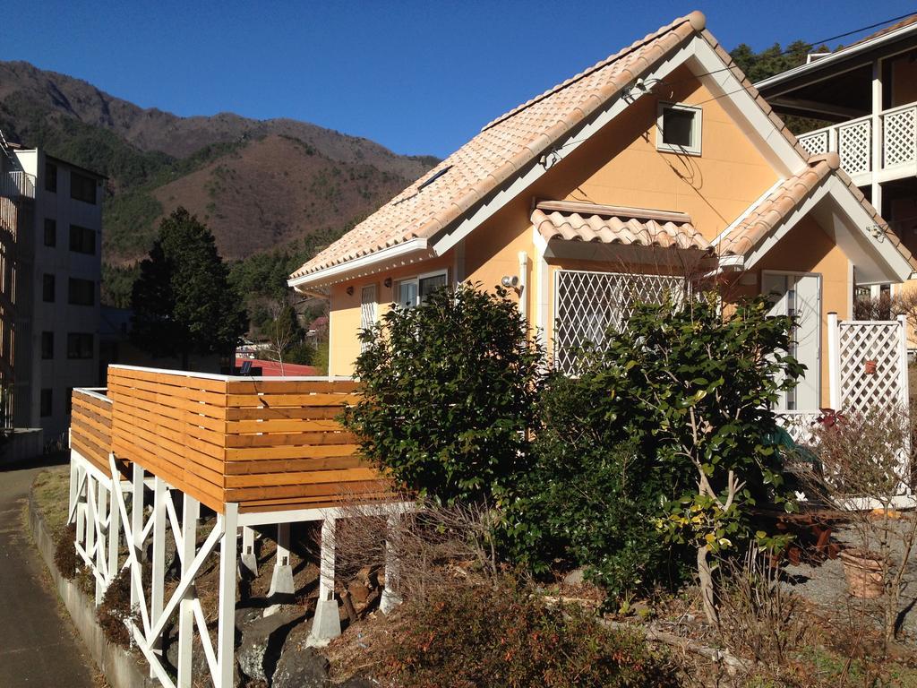 Villa Relax Fujikawaguchiko Exterior photo
